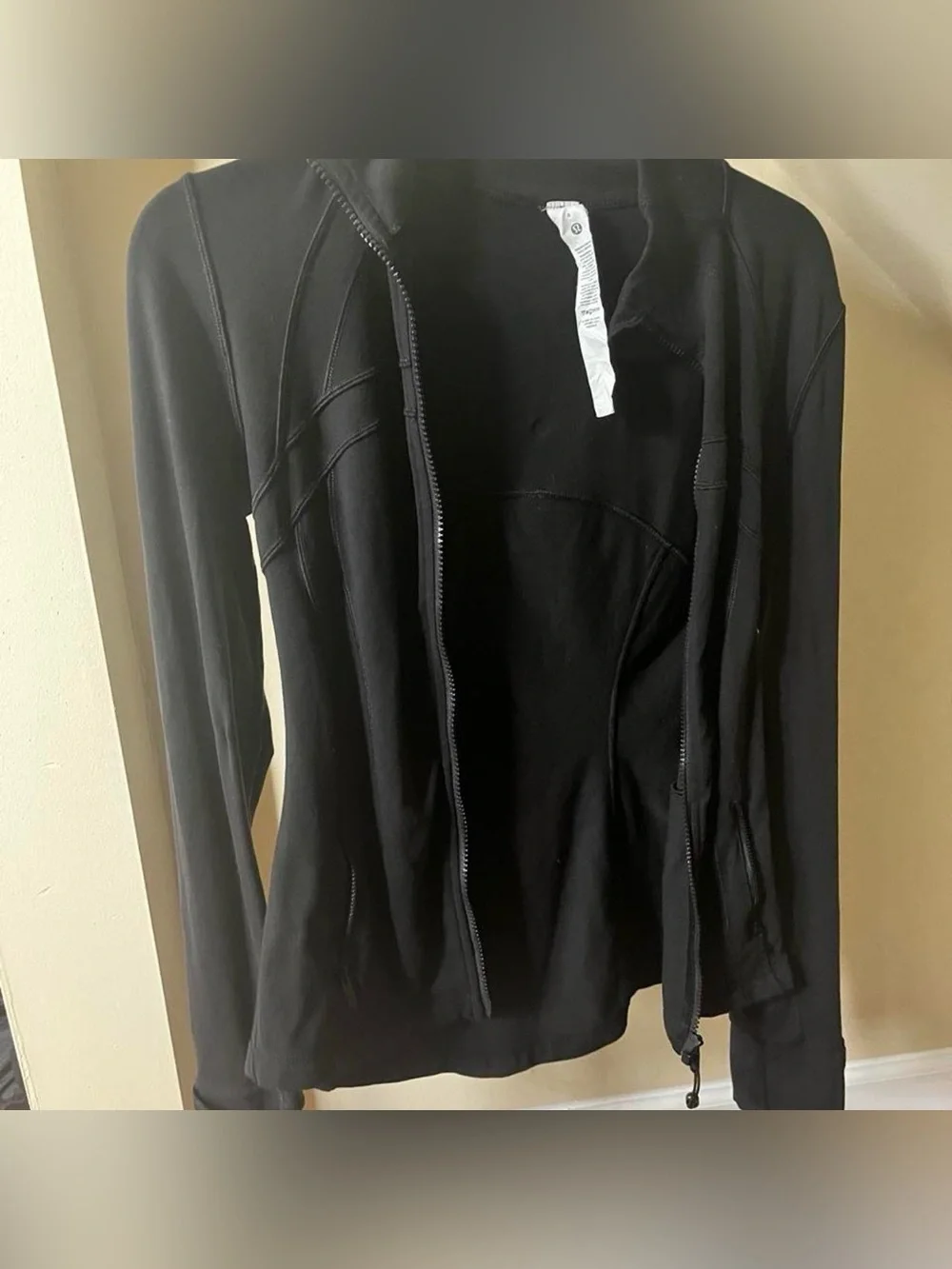 NWOT Lululemon Define luon jacket size 4